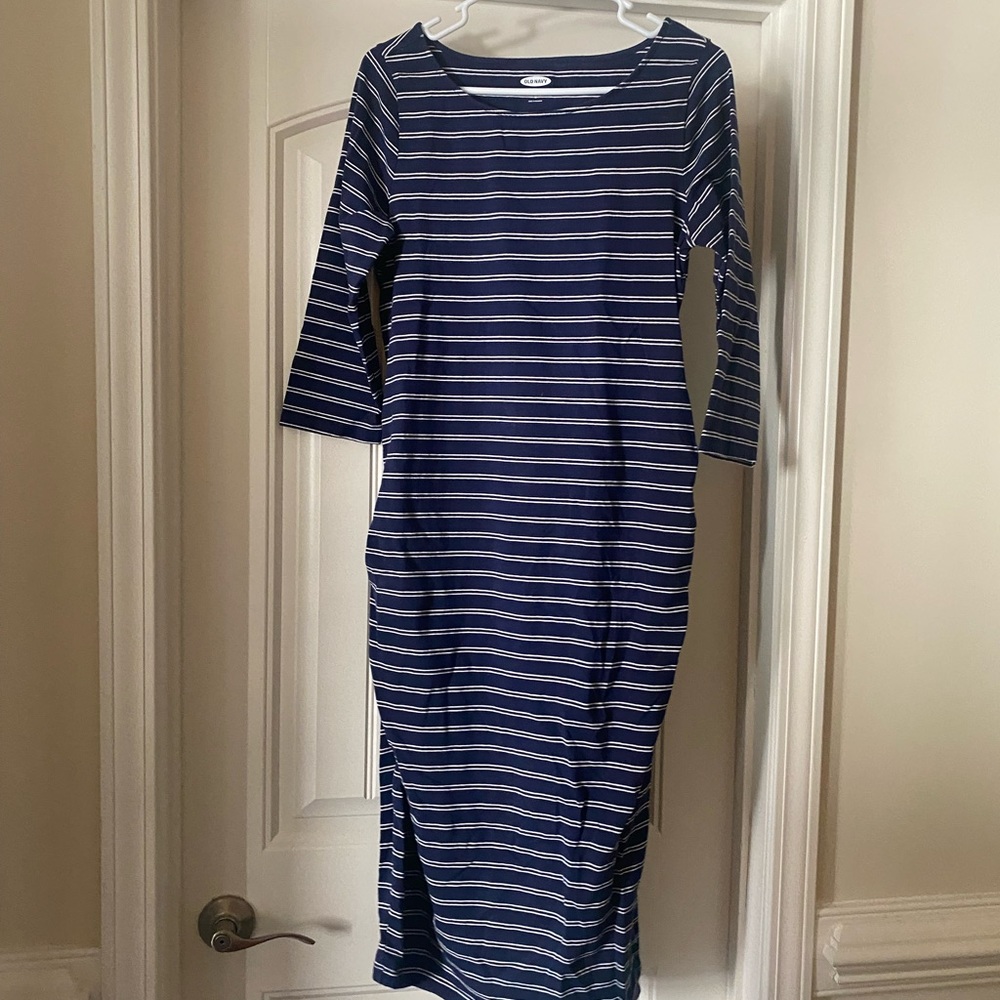 Old Navy Maternity fitted dress